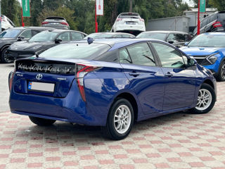 Toyota Prius foto 4