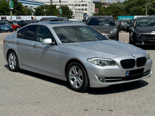 BMW 5 Series foto 5