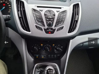 Ford Grand C-MAX фото 2