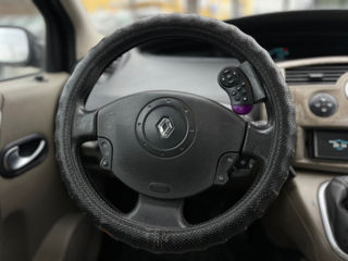 Renault Scenic foto 10