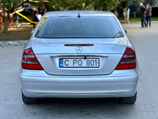 Mercedes E-Class foto 5