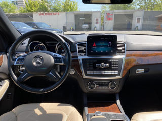 Mercedes GL-Class foto 9