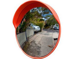 Oglinda rutiera  -Зеркало дорожное круглое, с защитным козырьком