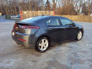 Chevrolet Volt foto 3