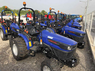 In stoc tractoare farmtrac 26cp (india) foto 1