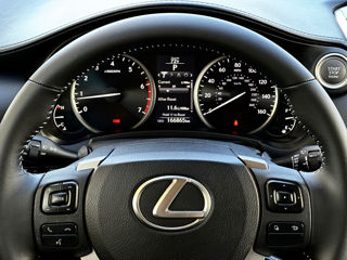 Lexus NX Series foto 14