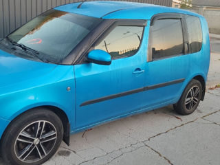 Skoda Roomster foto 2