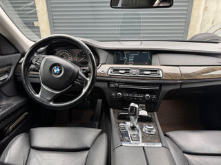 BMW 7 Series foto 5