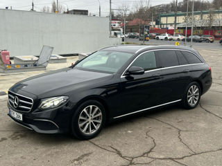 Mercedes E-Class foto 3