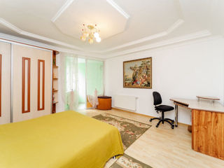 Apartament cu 2 camere, 75 m², Poșta Veche, Chișinău foto 8