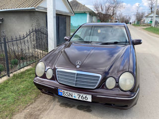 Mercedes E-Class