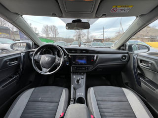 Toyota Auris foto 11