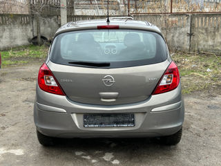 Opel Corsa foto 5