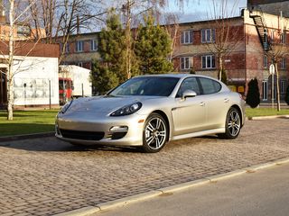 Porsche Panamera foto 2