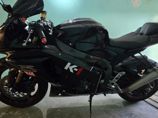 Suzuki GSX R-1000 foto 3