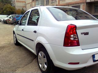 Dezmembrez Dacia Logan    2004- 2012 foto 6