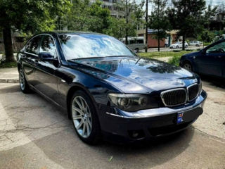 BMW 7 Series foto 3