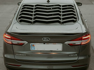 Ford Fusion foto 3