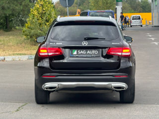 Mercedes GLC foto 3