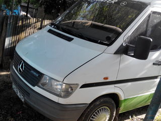 Mercedes Sprinter 208 D foto 1