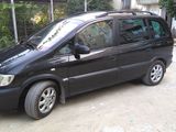 Opel Zafira foto 3