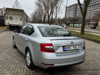 Skoda Octavia foto 5