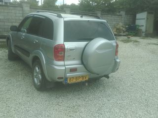 Toyota Rav 4 foto 4