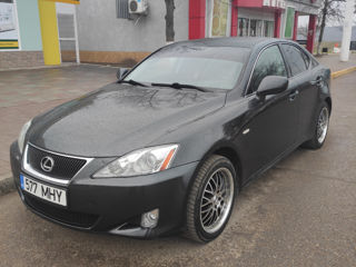 Lexus IS Series foto 2