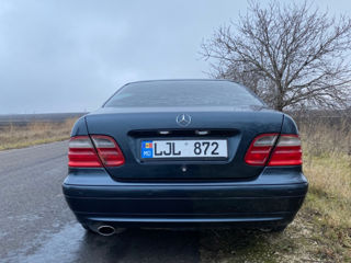 Mercedes CLK-Class foto 4