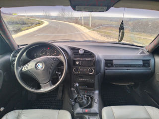 BMW 3 Series foto 7