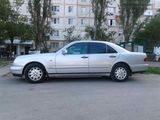 Mercedes E Class foto 4