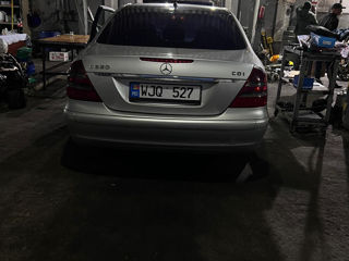 Mercedes E-Class foto 4