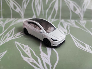 13 машинок Hot wheels foto 4