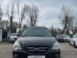 KIA Carens foto 5