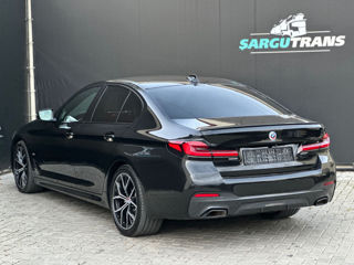 BMW 5 Series foto 6