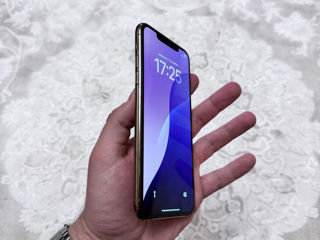 iPhone 11 Pro Max 64GB Gold foto 2