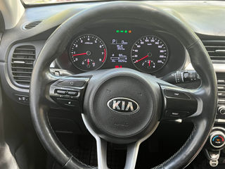 KIA Rio X-Line foto 3