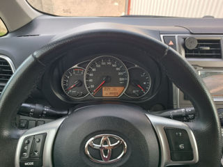 Toyota Verso-S foto 5