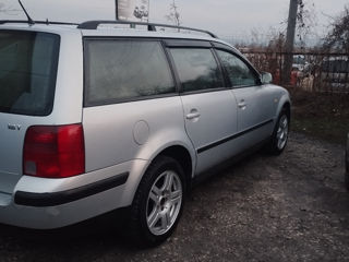 Volkswagen Passat foto 2