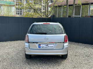 Opel Astra foto 4