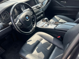 BMW 5 Series foto 4