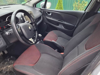 Renault Clio foto 6