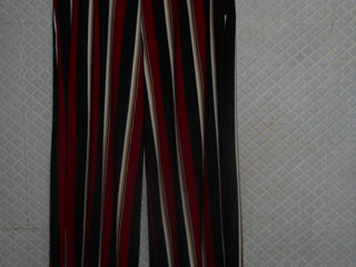 продам новые, стильные брюки (Франция)  размер : 46-48 за 150 лей и цветные размер : М за 100 лей