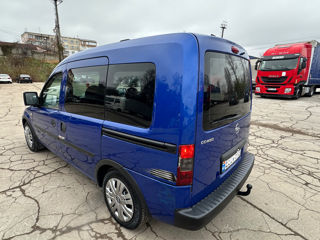 Opel Combo foto 4