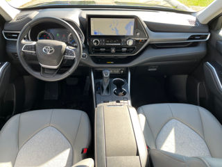 Toyota Highlander foto 8