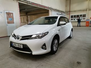 Toyota Auris Hybrid foto 2