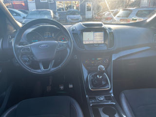 Ford Kuga foto 8