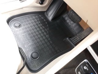 Covorase auto Toyota RAV4 total  коврики в машину  din poliuretan  interilor + portbagaj  Unidec. foto 13