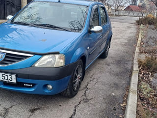 Dacia Logan foto 10