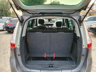 Renault Grand Scenic foto 9